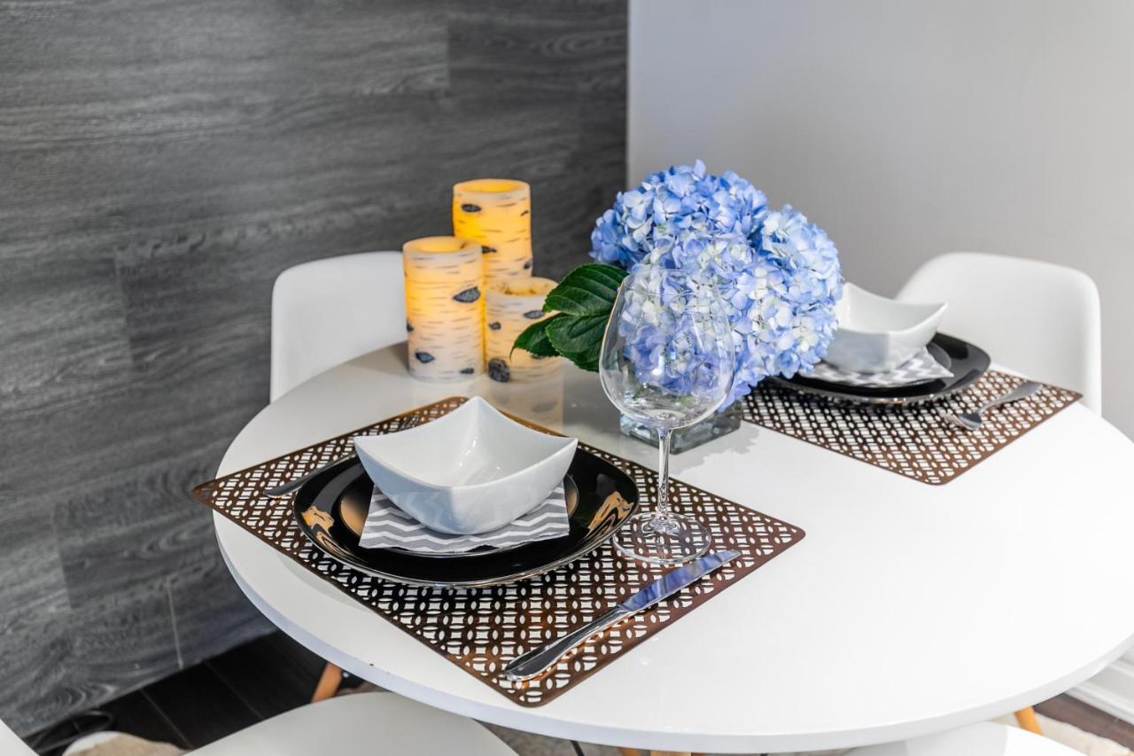 Nb Urban Luxury Suites Toronto Luaran gambar